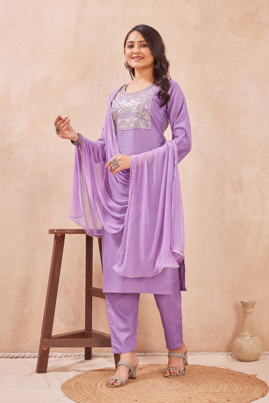Elegant Lavender Embroidered Kurta Set